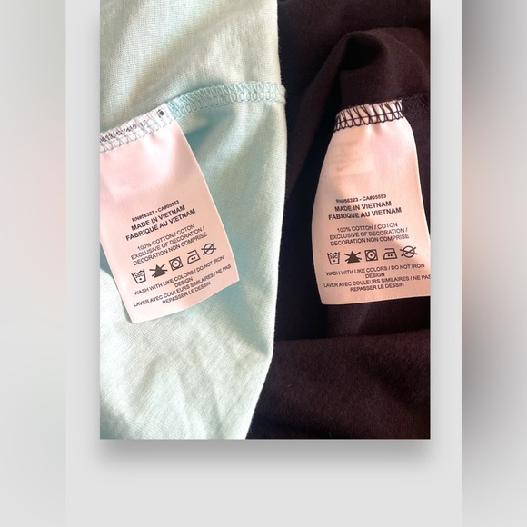 Nike Graphic Tees Women’s Size Small Bundle of 2 Black Blue Cotton Short Sleeve - Picture 6 of 6